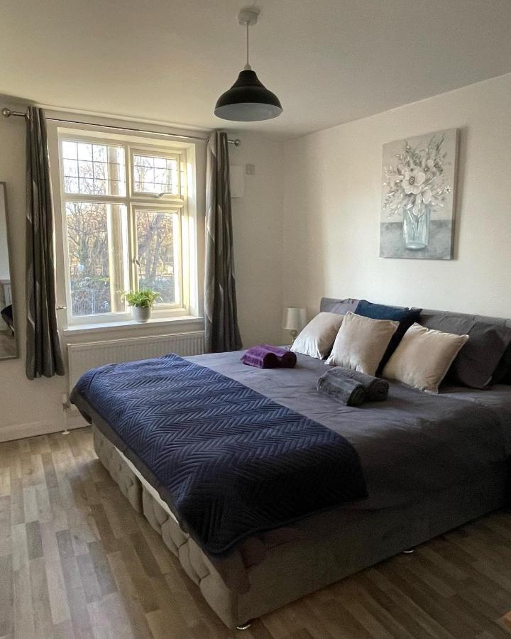 Supreme - 1 Bedroom Apart Sleeps 4 Short/Long Stay Gillingham  Luaran gambar