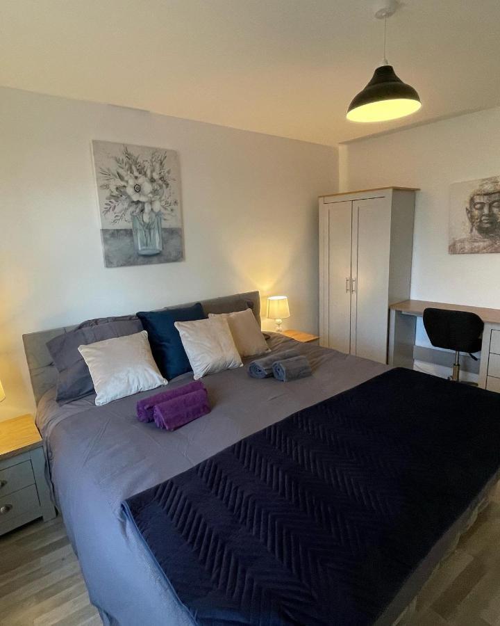 Supreme - 1 Bedroom Apart Sleeps 4 Short/Long Stay Gillingham  Luaran gambar