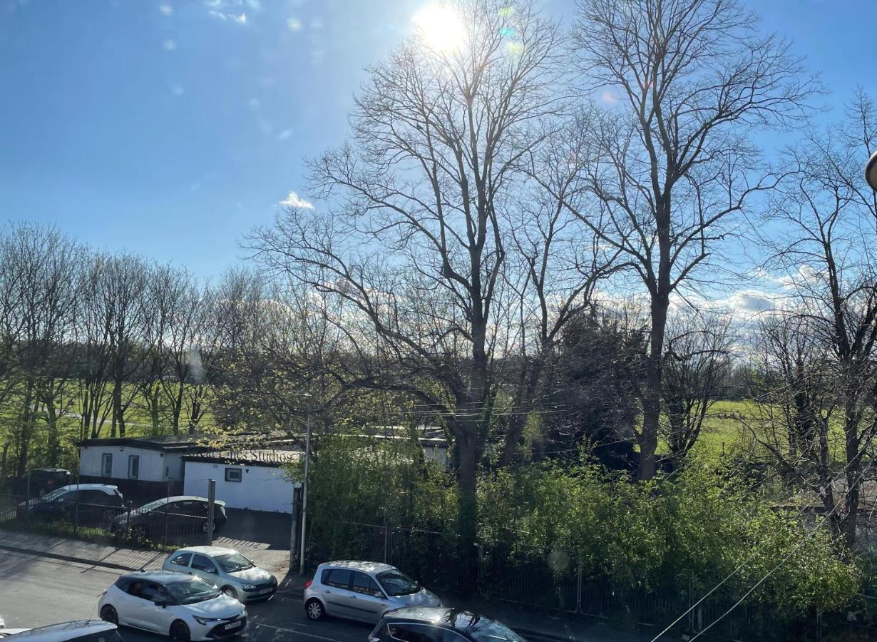 Supreme - 1 Bedroom Apart Sleeps 4 Short/Long Stay Gillingham  Luaran gambar