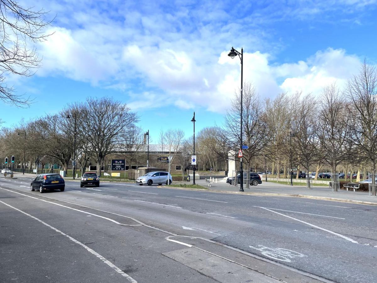 Supreme - 1 Bedroom Apart Sleeps 4 Short/Long Stay Gillingham  Luaran gambar